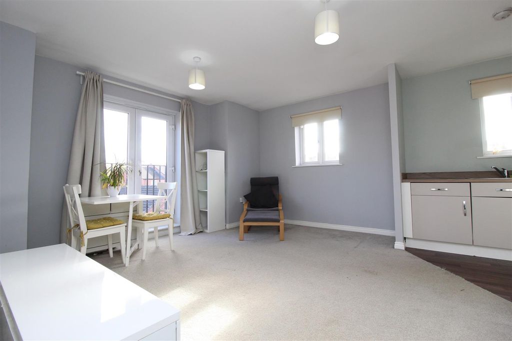 Property photo 3 of 9 Img_4559.Jpeg