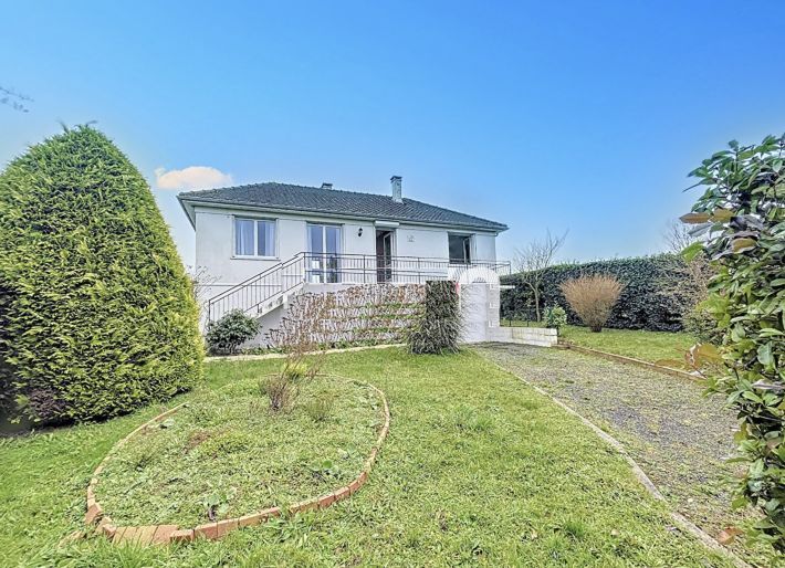 Property photo 1 of 17