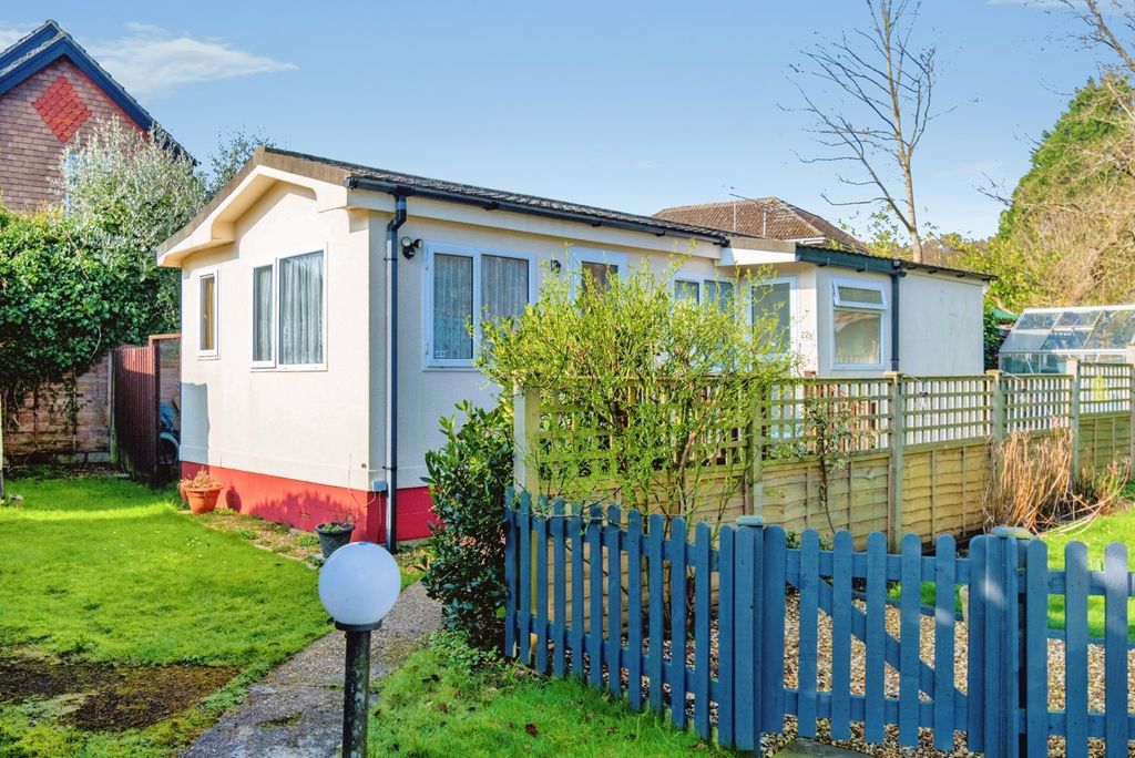 Property photo 1 of 19 Pbox-Img.Jpg