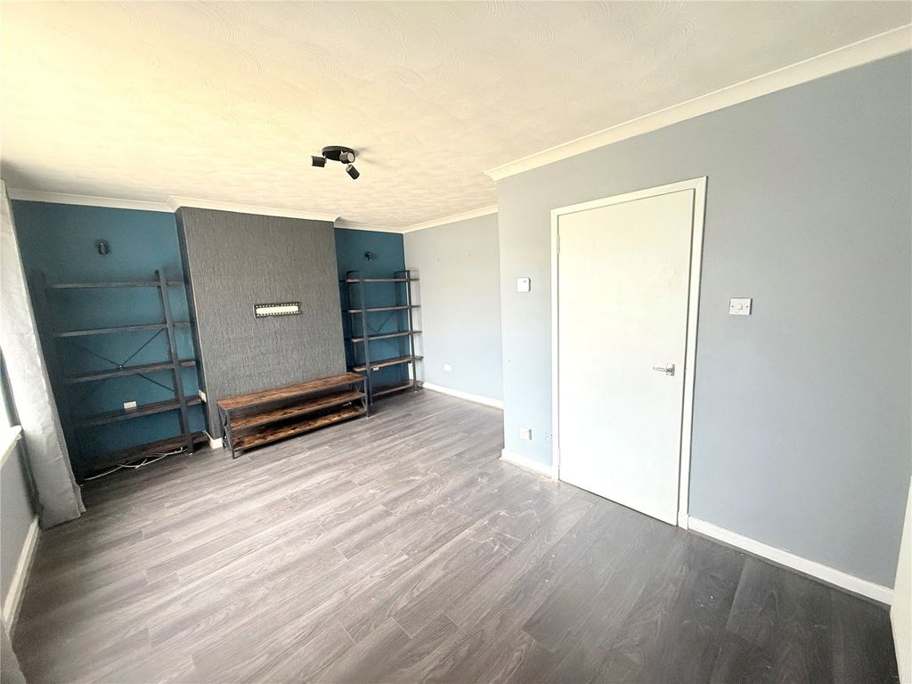 Property photo 2 of 13 Picture No. 03