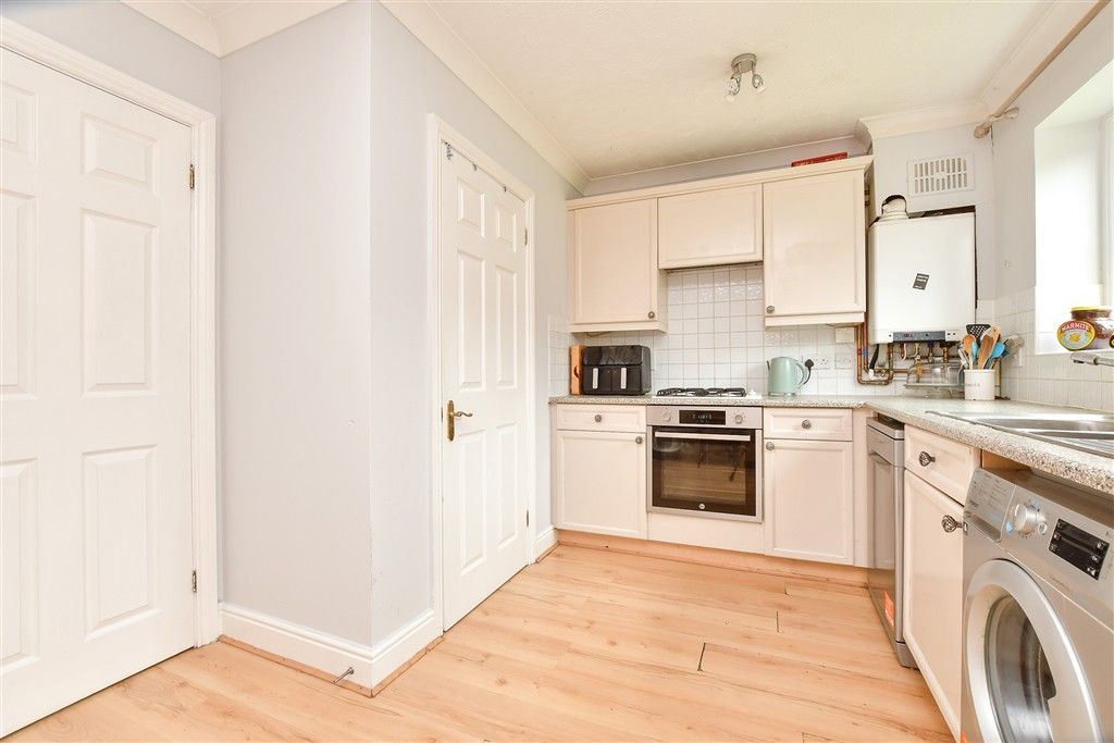 Property photo 3 of 13 Kitchen