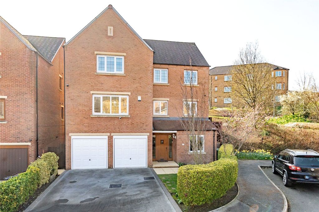 Property photo 1 of 27 Picture No. 28