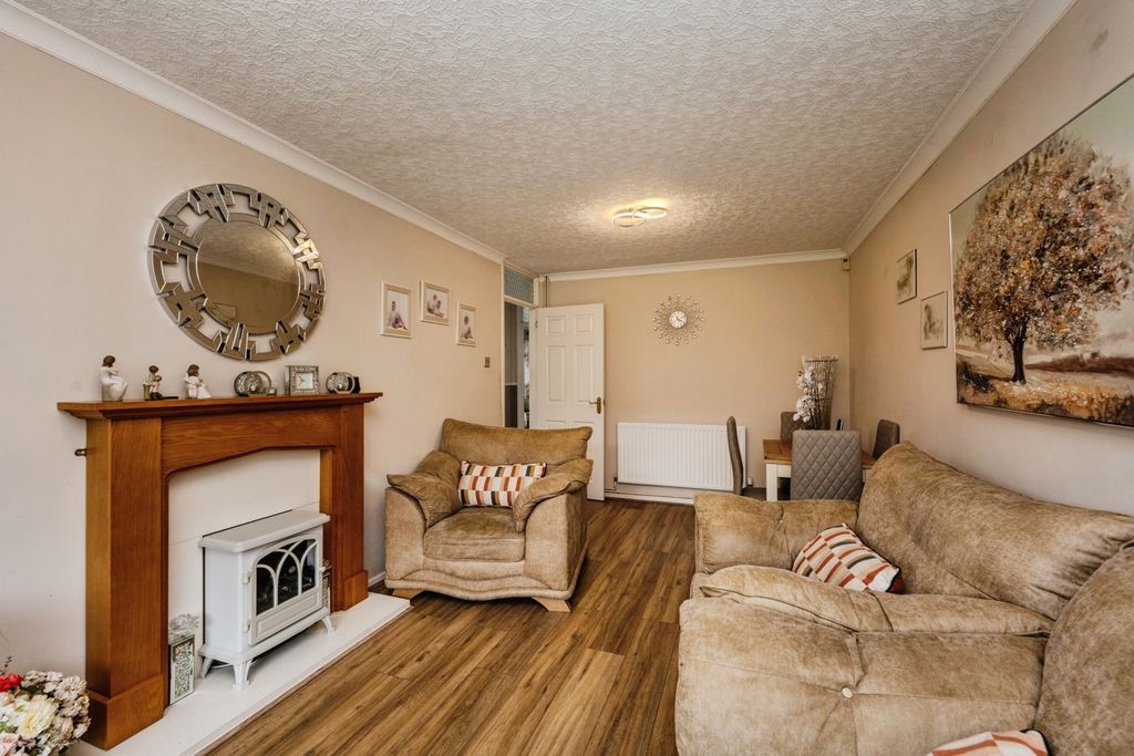 Property photo 2 of 20 Pbox-Img.Jpg