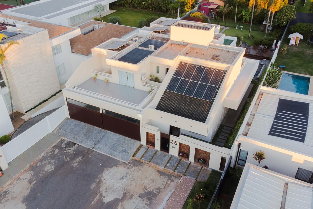 Property photo 3 of 70