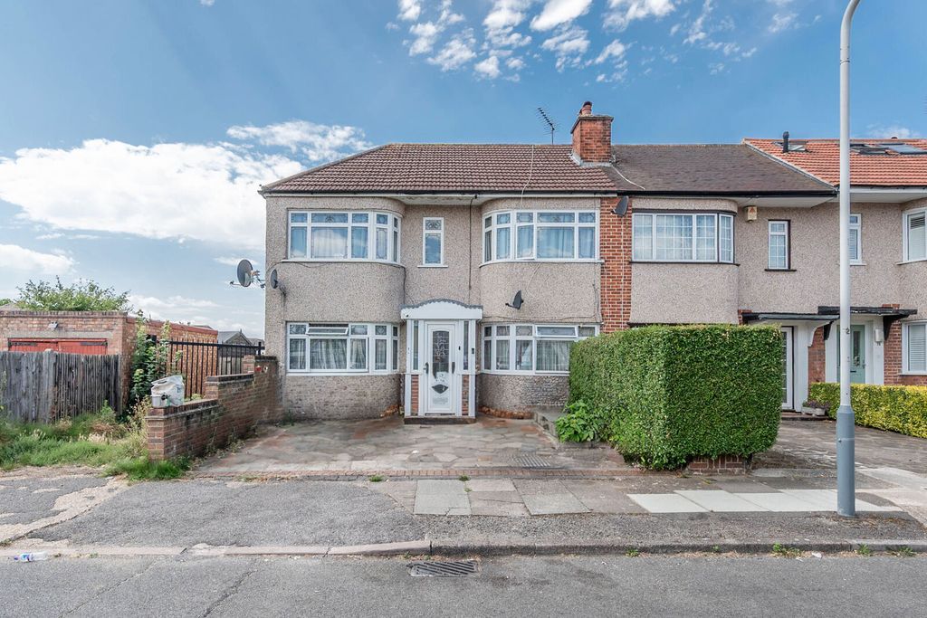 Property photo 1 of 8