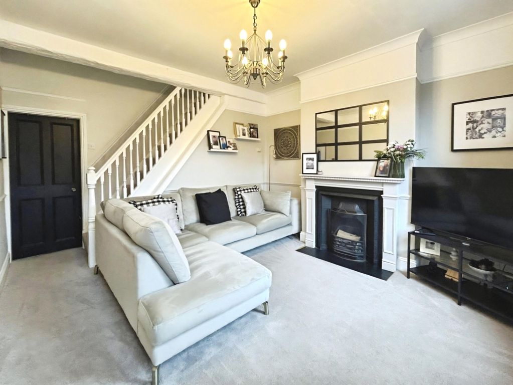 Property photo 2 of 21 Pbox-Img.Jpg