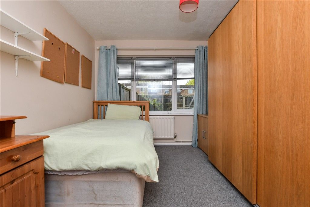 Property photo 3 of 10 Bedroom 1
