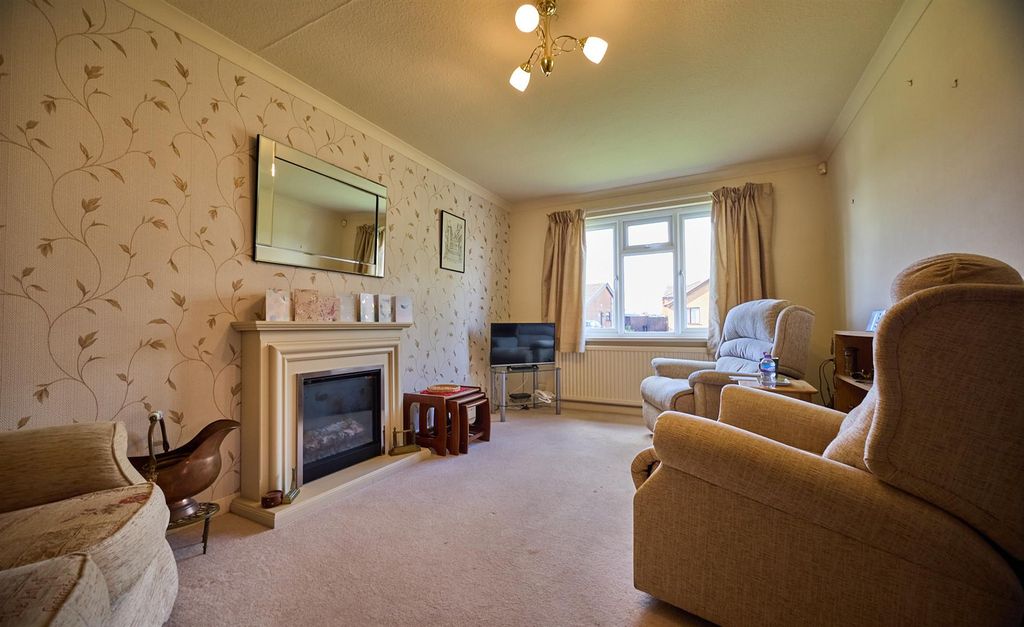 Property photo 2 of 12 Trent Rd Hk 6.Jpg