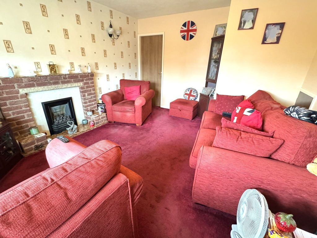 Property photo 2 of 20