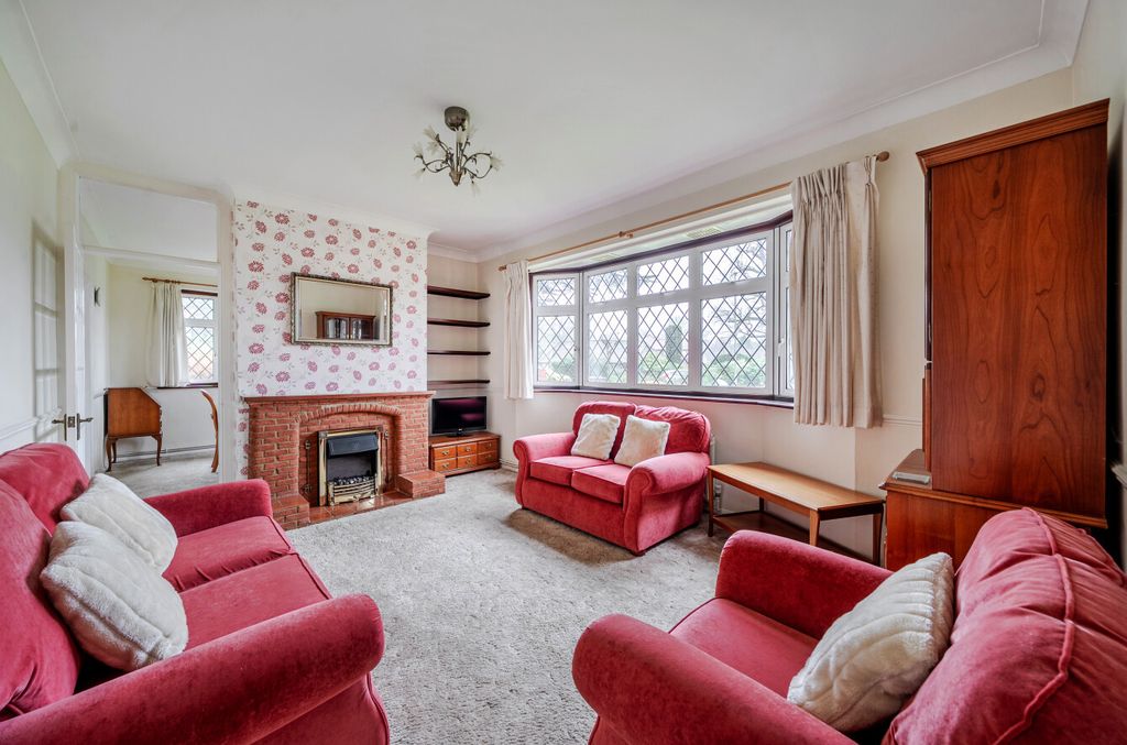 Property photo 3 of 15 1386746-12-6943F3...