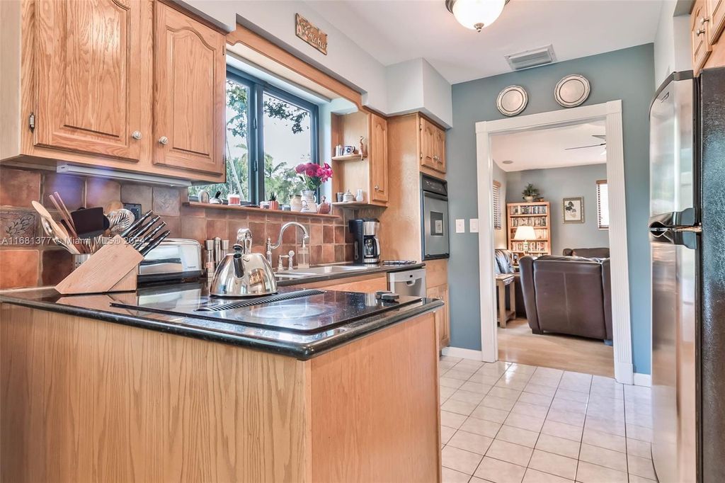 Property photo 2 of 5 <Alttext/>
