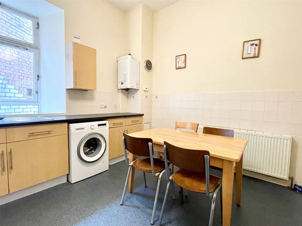 Property photo 3 of 13 Picture No. 11