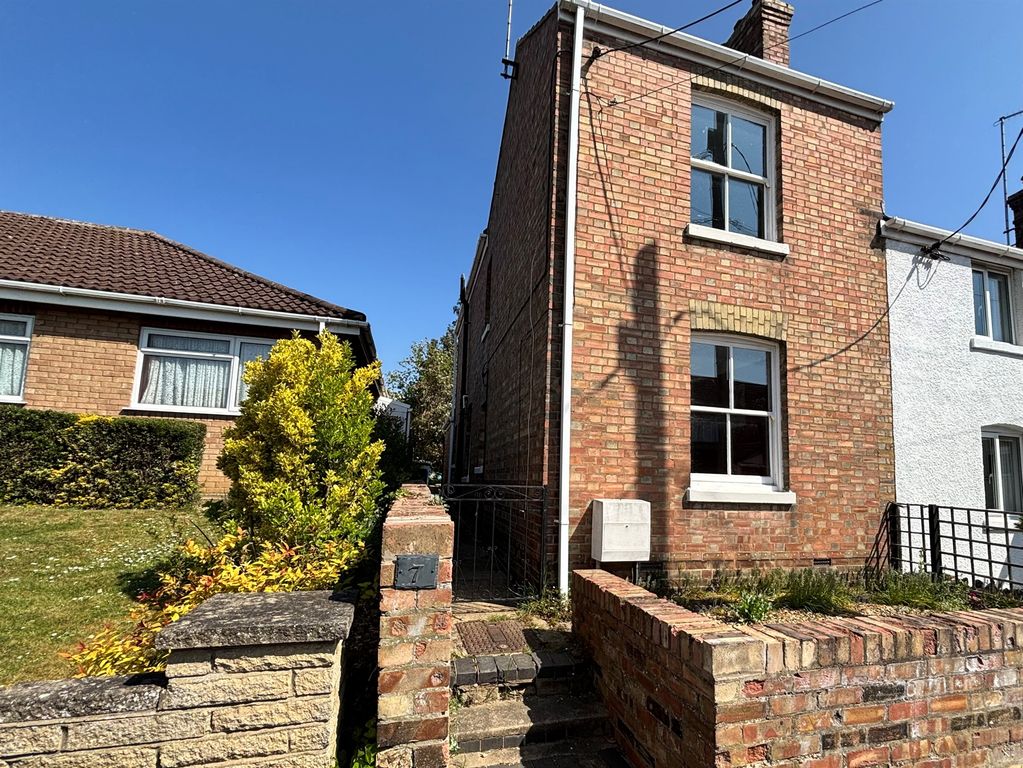 Property photo 1 of 16