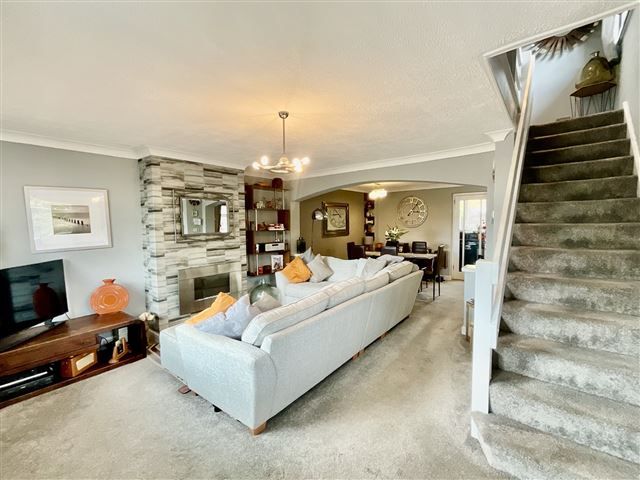 Property photo 2 of 21 Open Plan Living