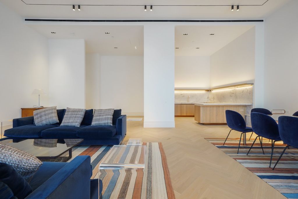 Property photo 3 of 21