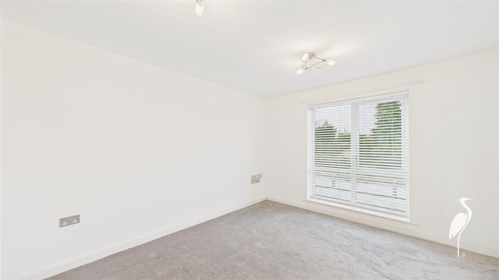 Property photo 3 of 10 Lounge