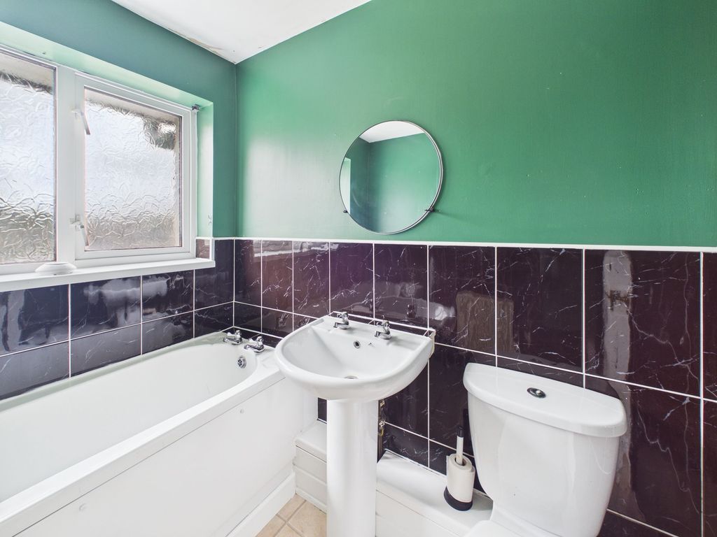 Property photo 3 of 26