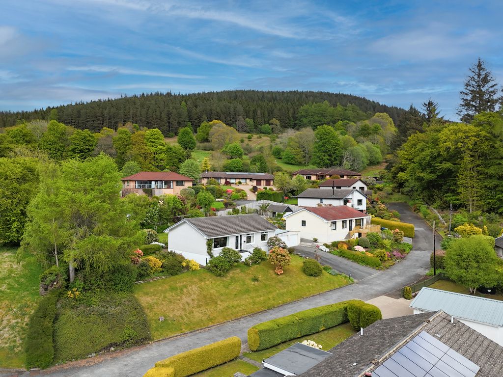 Property photo 1 of 38