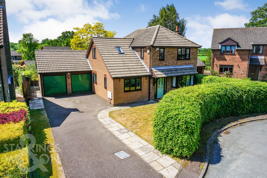 Property photo 1 of 42