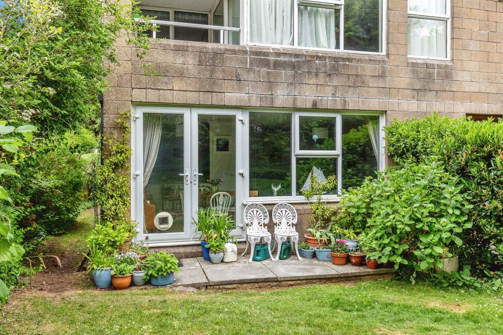 Property photo 2 of 14