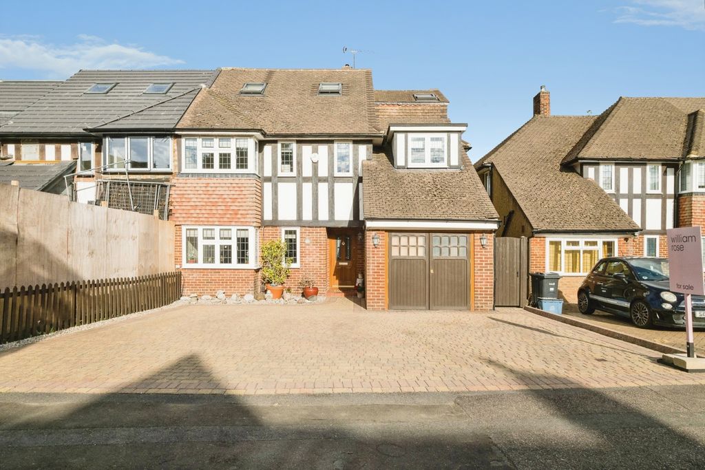 Property photo 1 of 23 Pbox-Img.Jpg