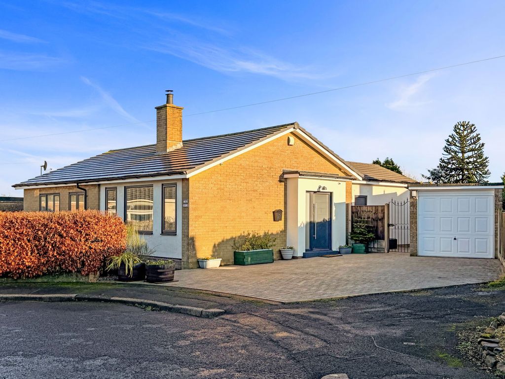 Property photo 1 of 21