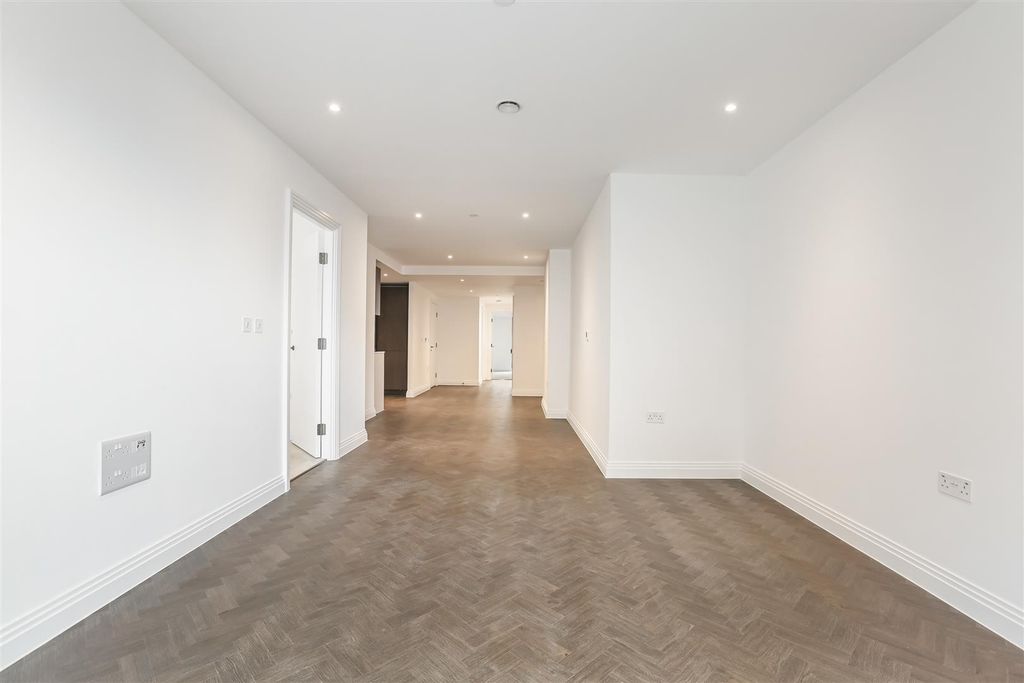 Property photo 1 of 15 Ach_4060.Jpg