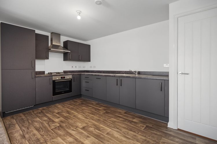 Property photo 3 of 8 334033