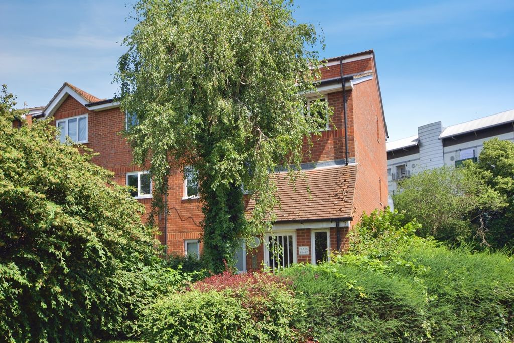 Property photo 1 of 15 Pbox-Img.Jpg