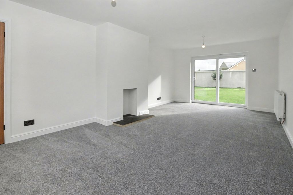 Property photo 2 of 15 Picture No. 22