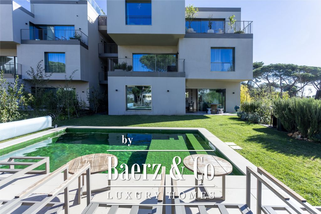 Property photo 2 of 35