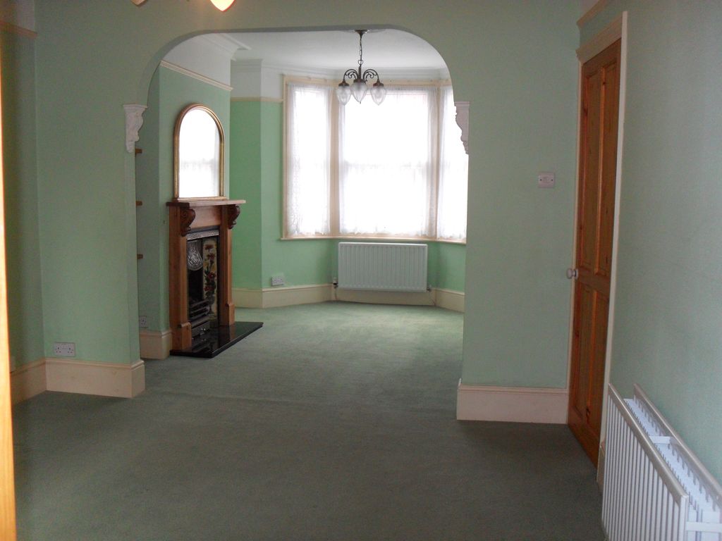 Property photo 3 of 11 Sam_2906.Jpg