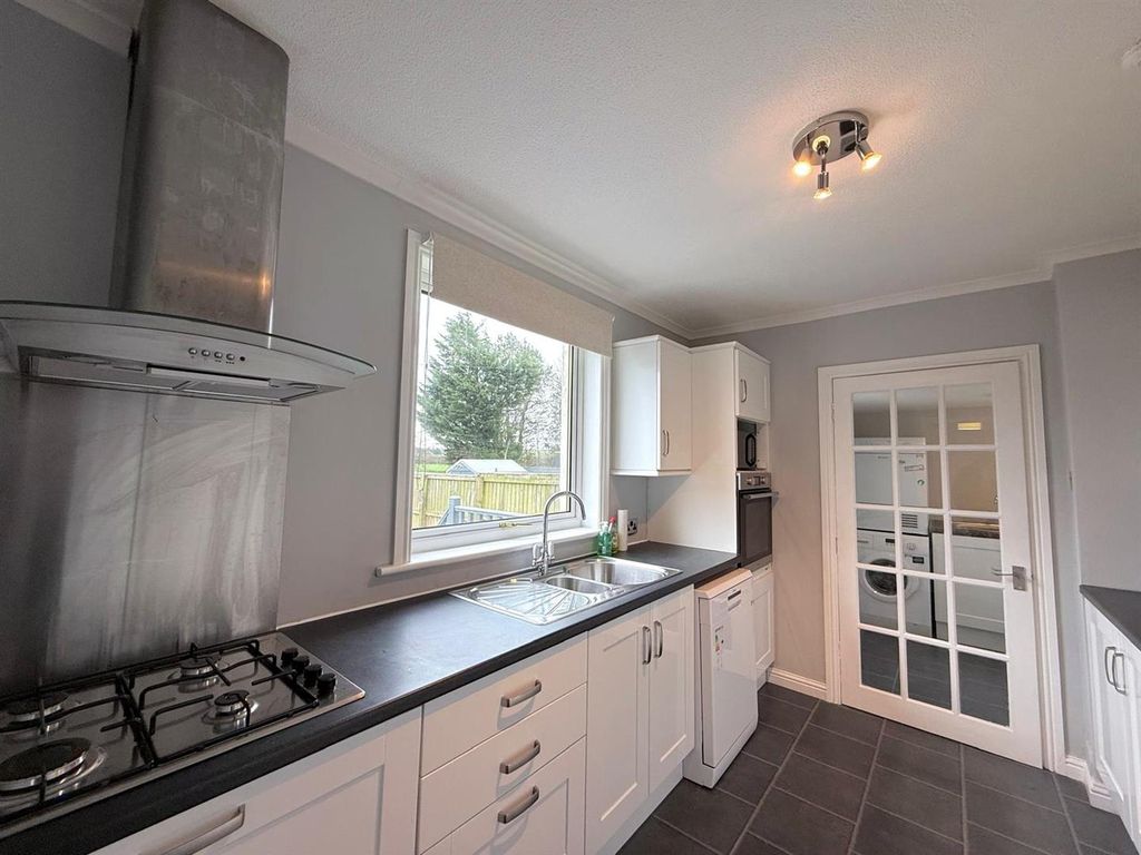 Additional image 6 of 3 bed terraced house to rentKing O'muirs Avenue, Glenochil, Alloa FK10