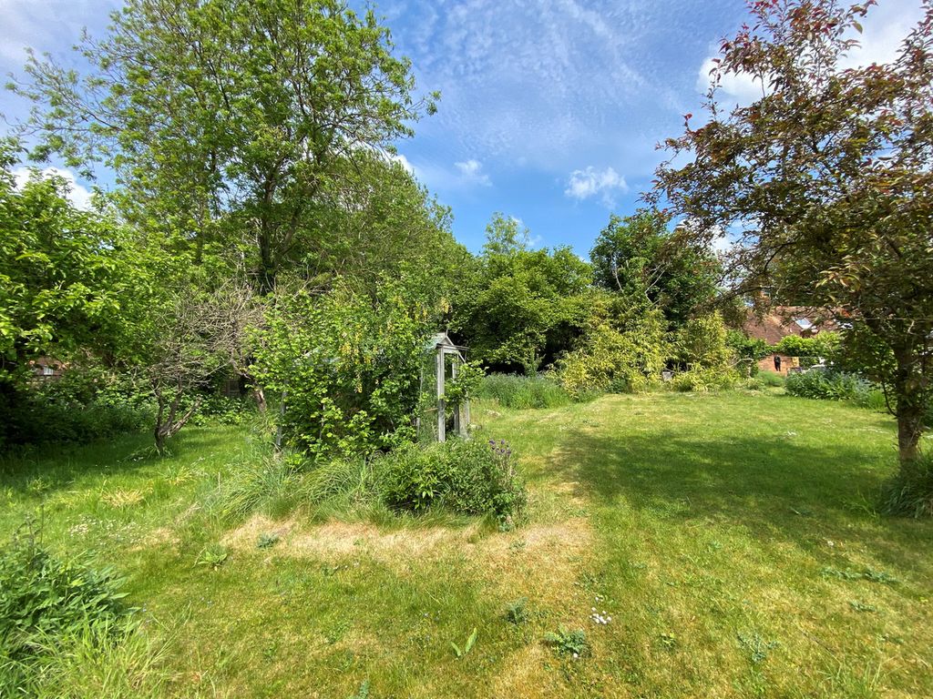 Property photo 3 of 7