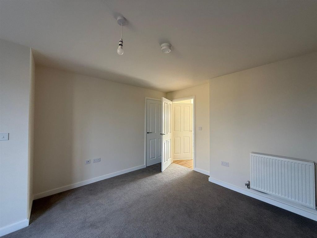 Property photo 3 of 15 Fd74E301-0Ab3-4435-87d7-87E9d0cc44Bf.Jpg