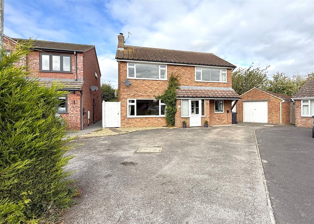 Property photo 1 of 26 Img_5620.Jpg