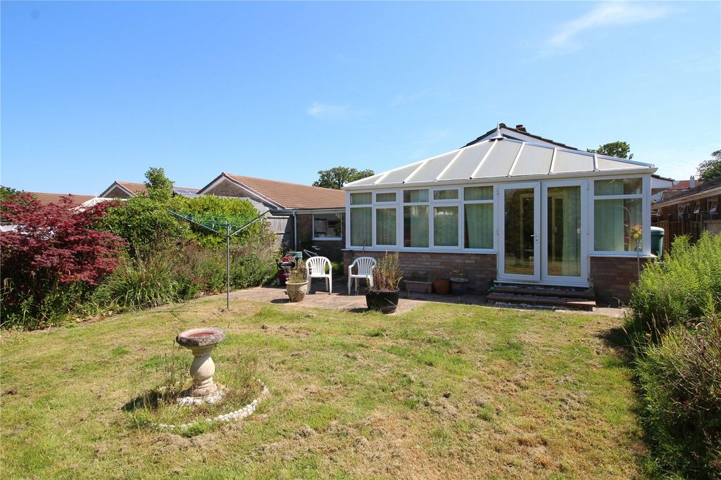 Property photo 3 of 11 Picture No. 02