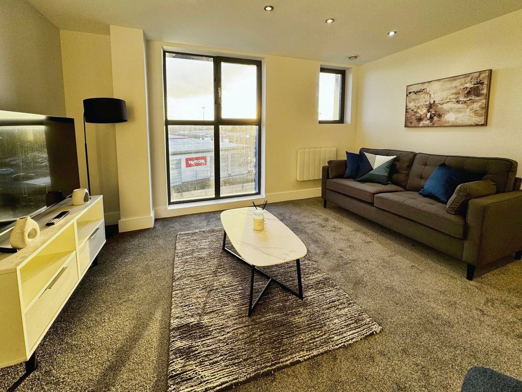 Property photo 2 of 9 Picture No. 13