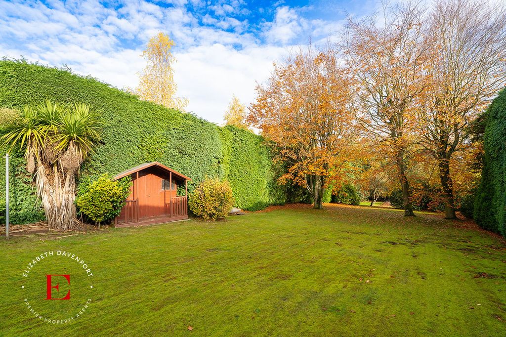 Property photo 2 of 22