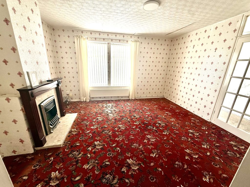 Property photo 3 of 10 Img_5633