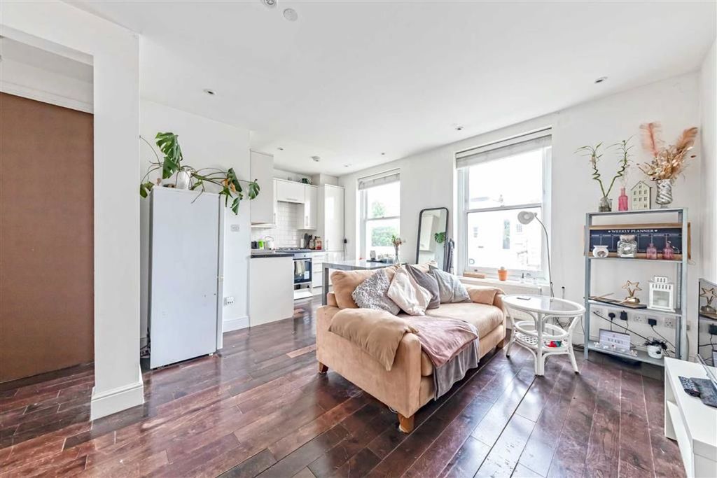 Property photo 2 of 5