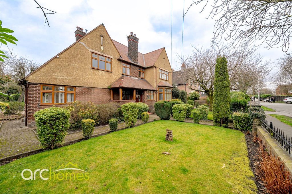 Property photo 1 of 48 Allenby-1.Jpg