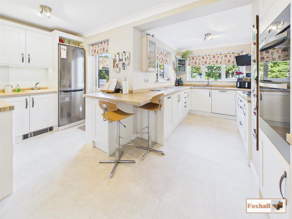 Property photo 3 of 30 Kitchen Breakfast Room