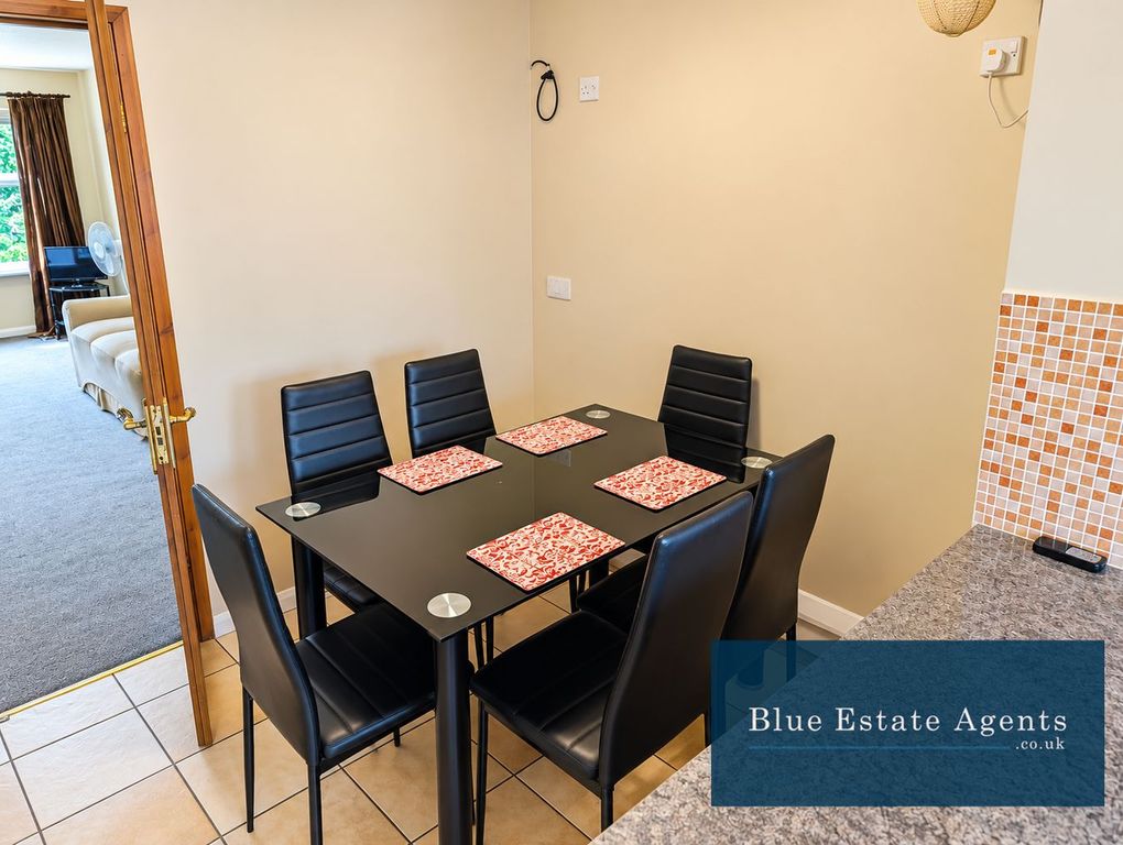 Property photo 2 of 9 Dining Area