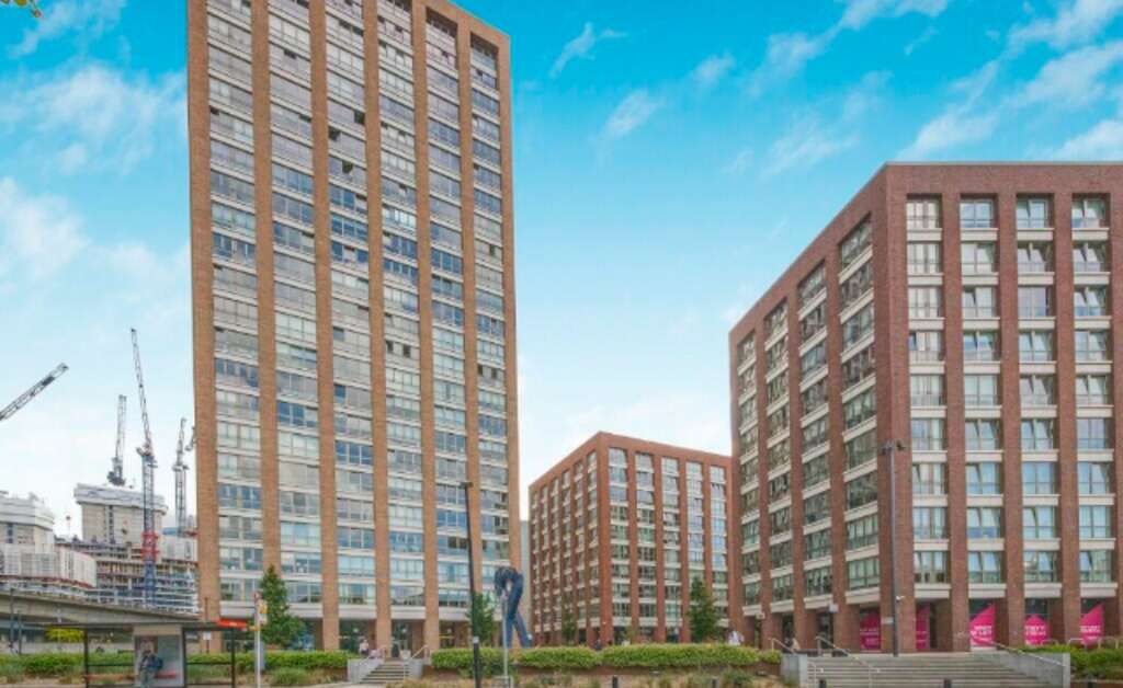 Property photo 2 of 14