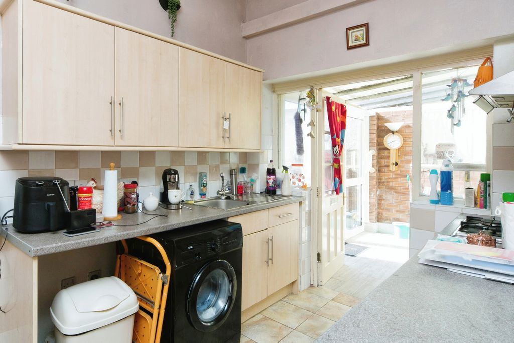 Property photo 3 of 17 Photography