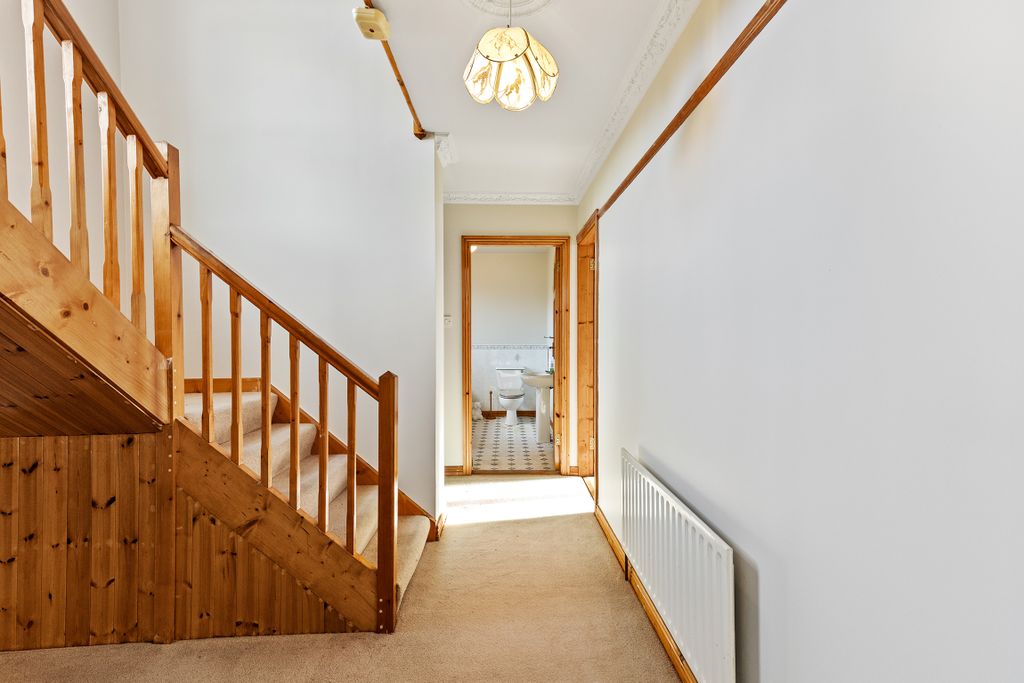 Property photo 3 of 32