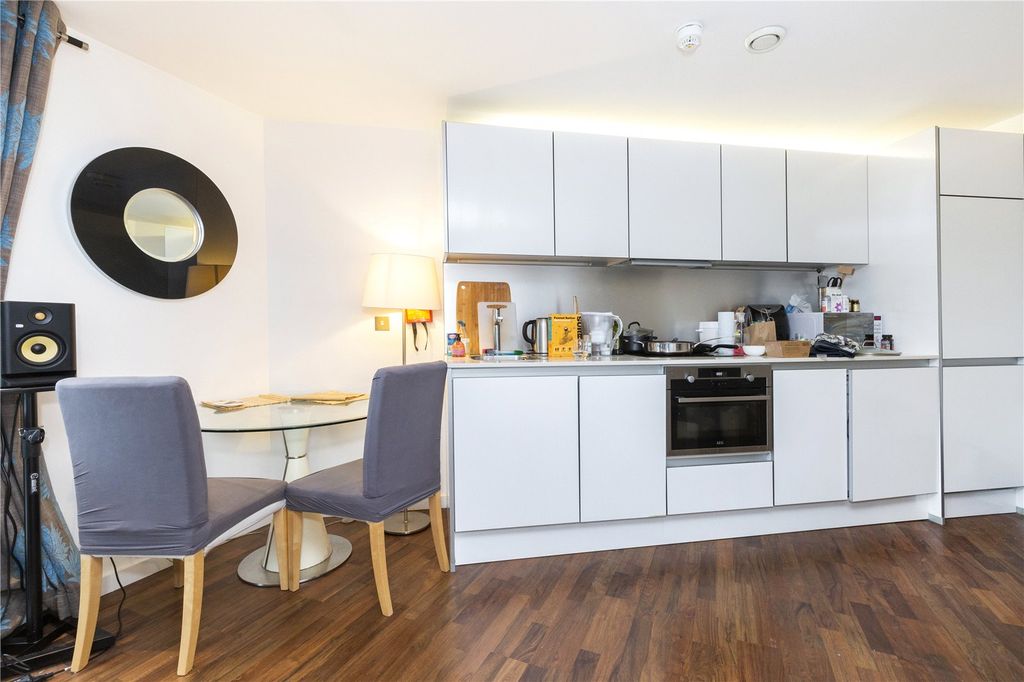 Property photo 2 of 14 Open Plan Living