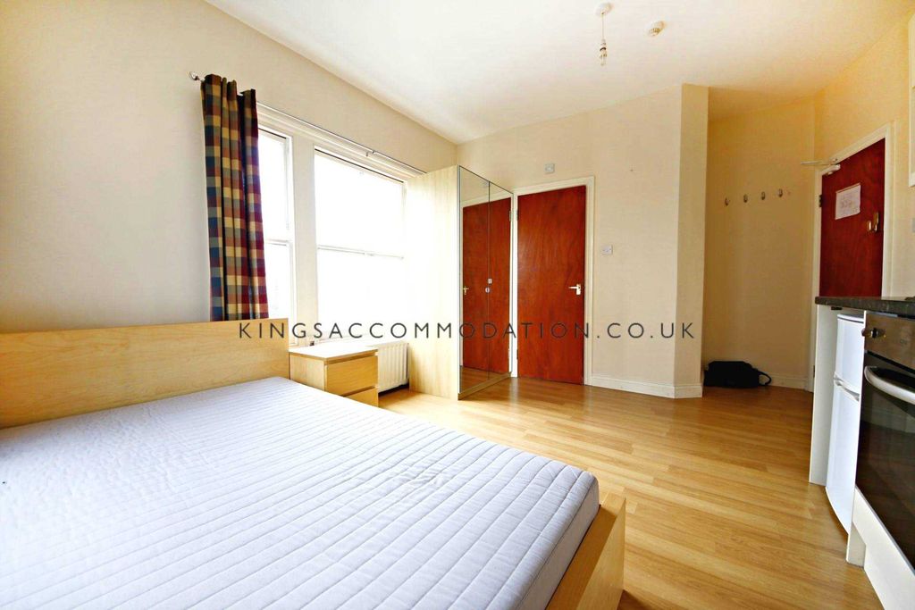 Property photo 1 of 4