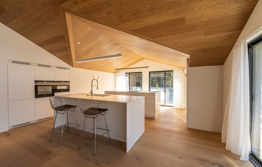 Property photo 2 of 11 Apartment For Sale i